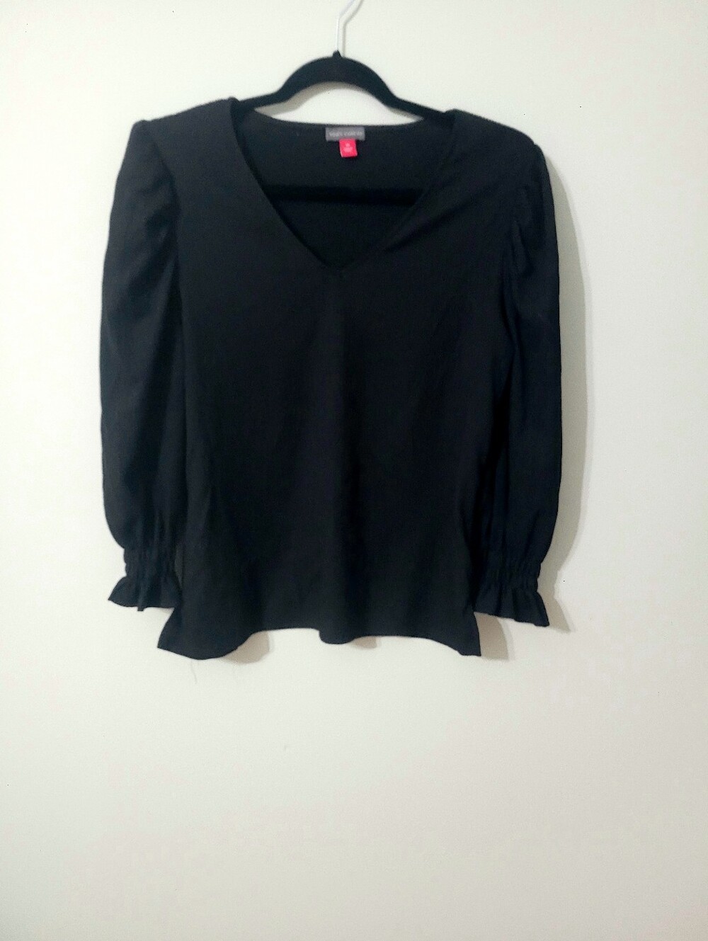 Vince Camuto Black V-Neck Long Sleeve Blouse